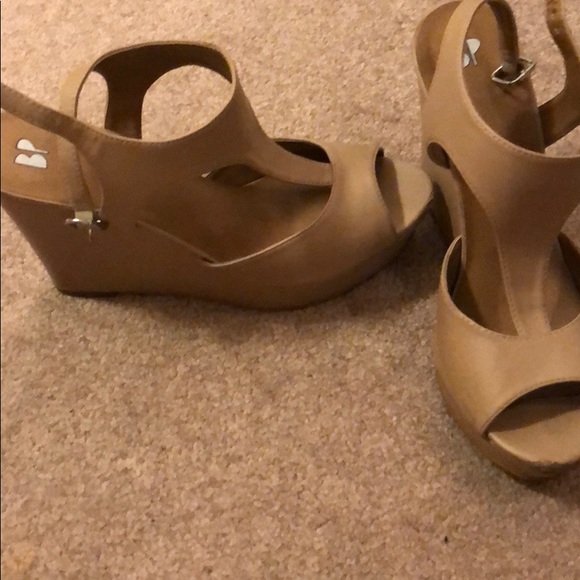 Wedges - Picture 1 of 1